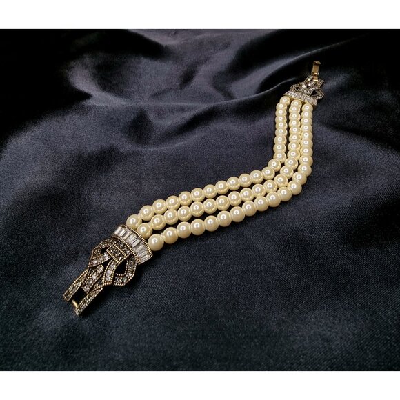 Heidi Daus Faux Pearl Bracelet With Rhinestone Clasp - Triple Strands Elegant De - Picture 1 of 4
